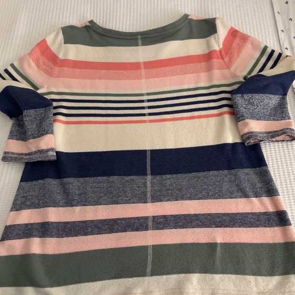 T by Talbots lightweight sweater! - Picture 5 of 5
